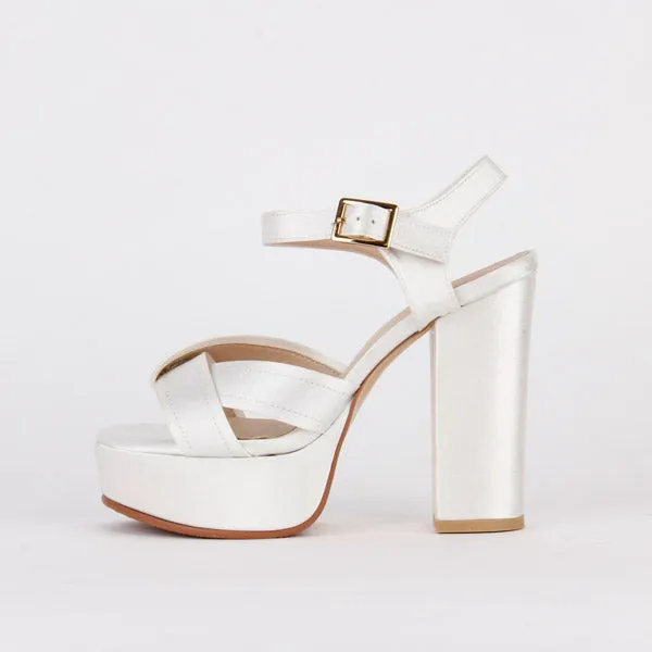 La Luna - platform sandal