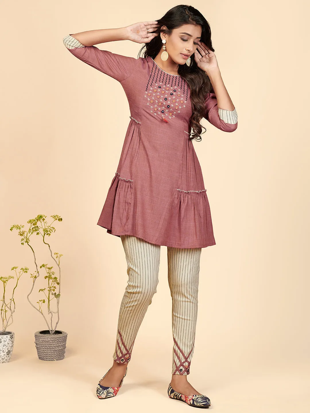 Women'S Embroidered Flared Cotton Pink Stitched Top With Pant