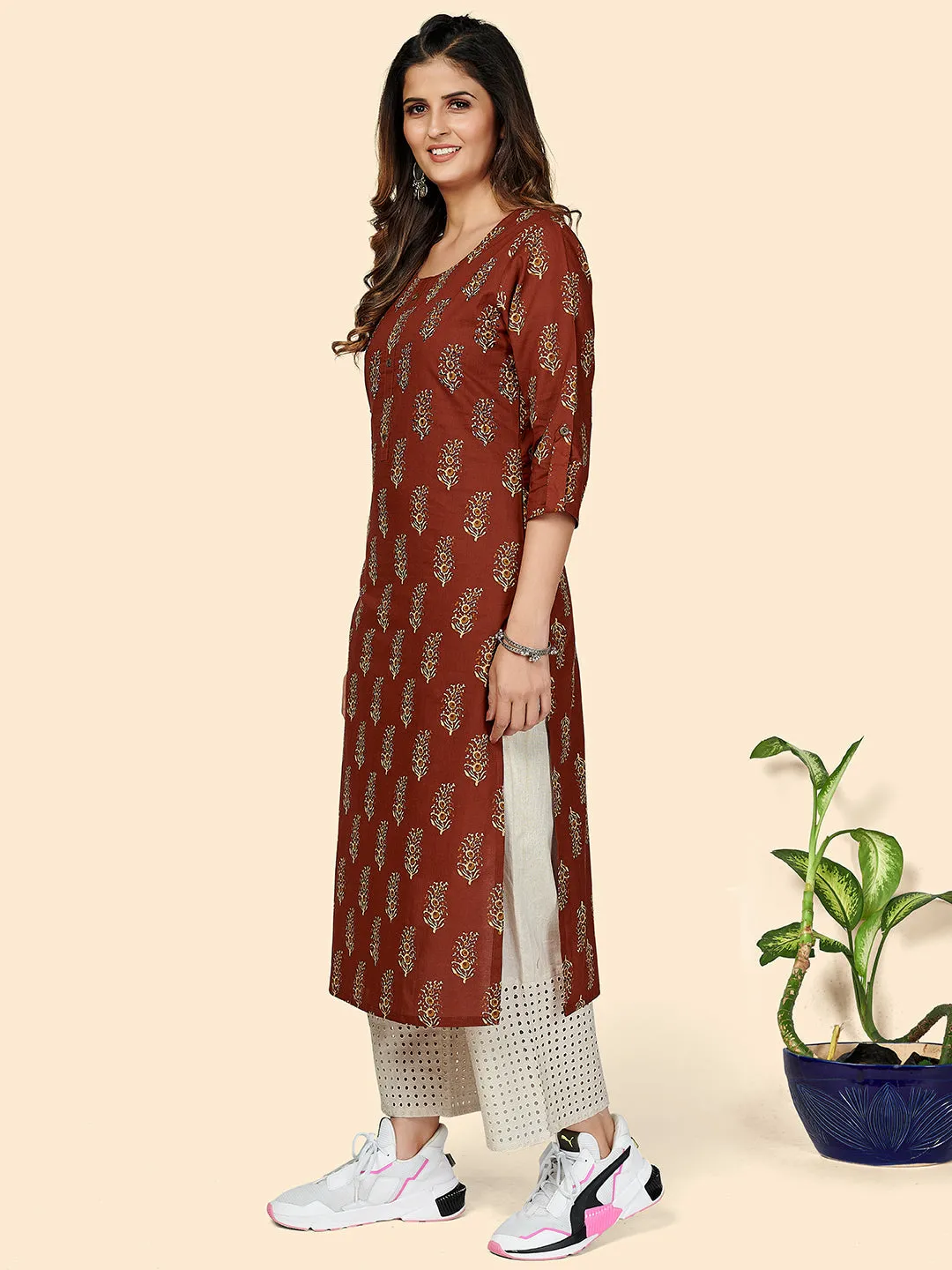 Women'S Printed & Hand Work Straight Cotton Red Stitched Kurta